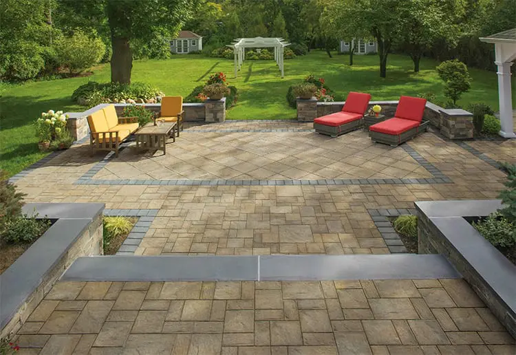 Pavers / Patio