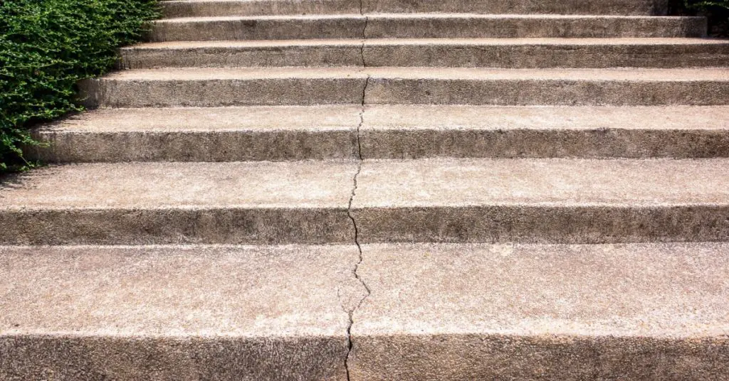 Restoring Home's Block Foundation: Cracks, Hollows, Deterioration