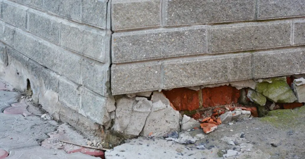Restoring Home's Block Foundation: Cracks, Hollows, Deterioration