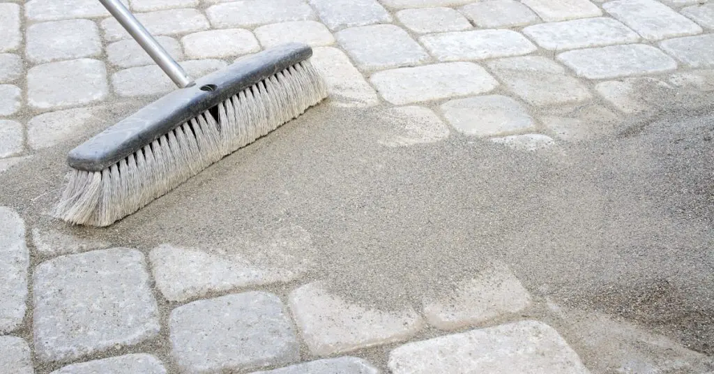 13 Pro Tips to Apply Patio Paver Sand