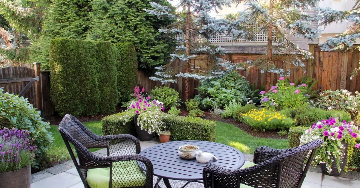 Yard and Garden Bed Maintenance: 10 Tips & Tricks